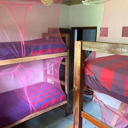 Hostel Singha Lounge Унаватуна Экстерьер фото