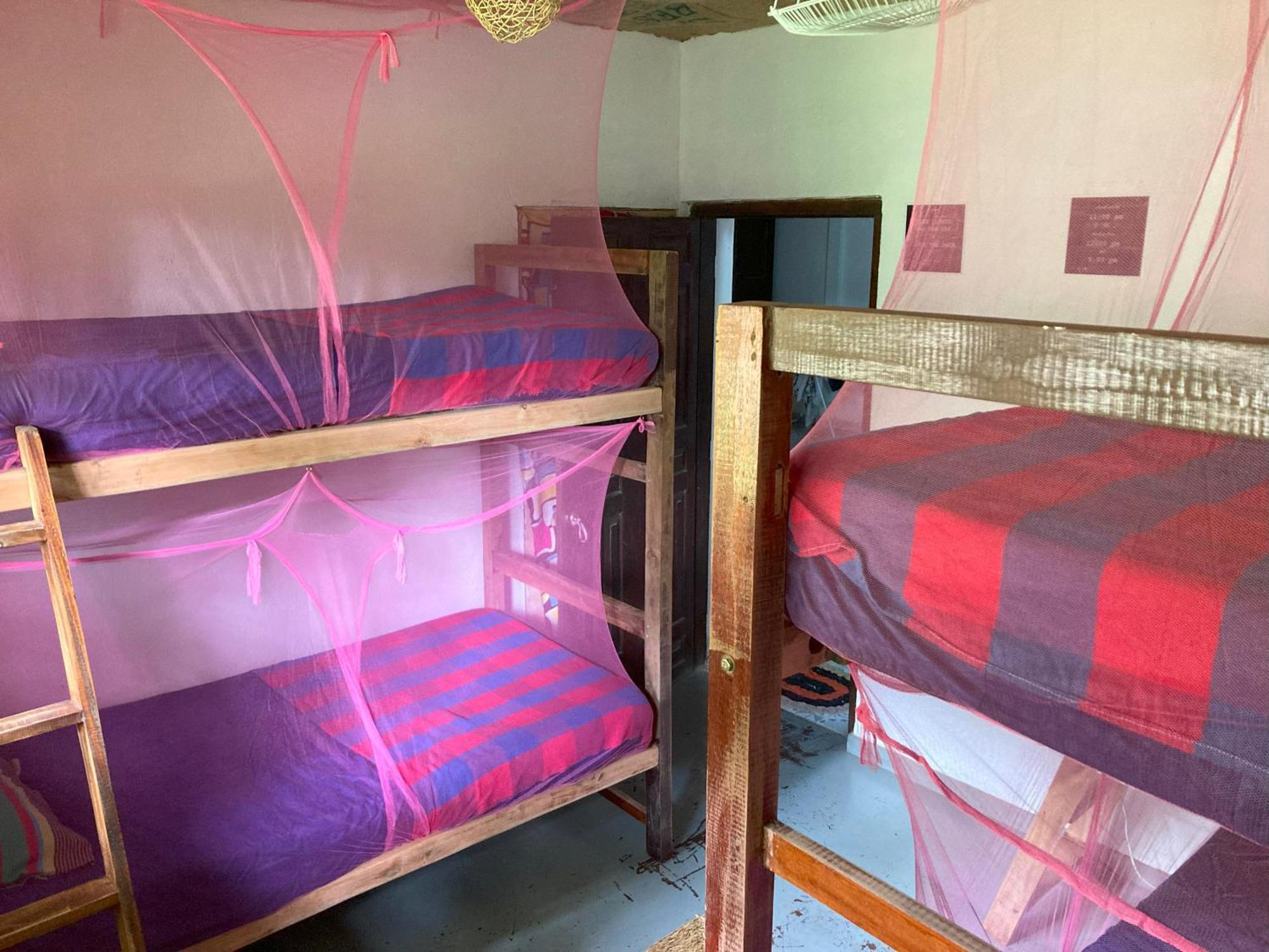 Hostel Singha Lounge Унаватуна Экстерьер фото