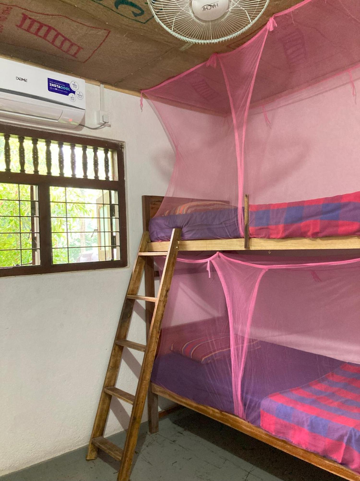 Hostel Singha Lounge Унаватуна Экстерьер фото